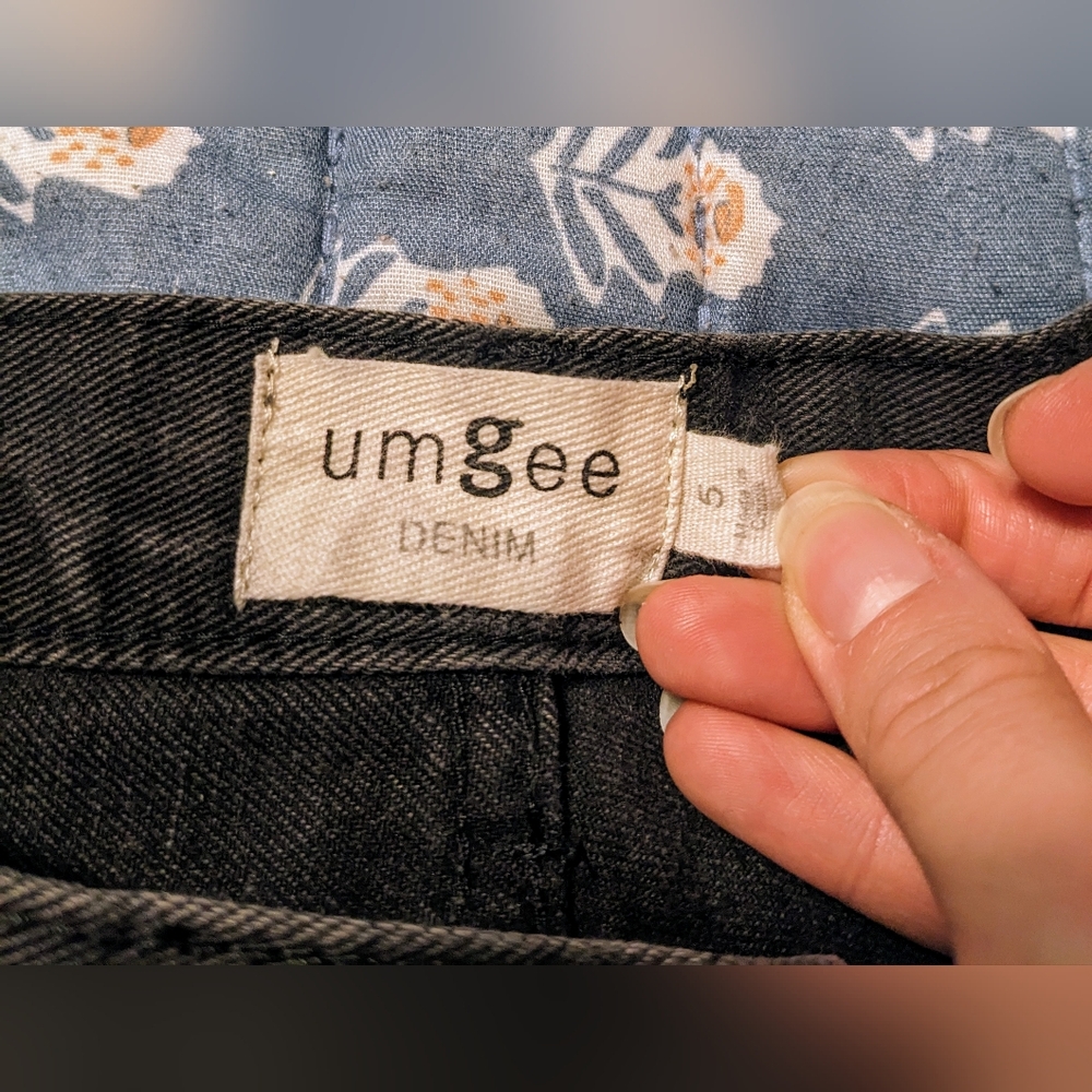 Umgee High Waist Faded Black Distressed Cut Off Jean Shorts sz 5/6 Festival - Picture 4 of 9